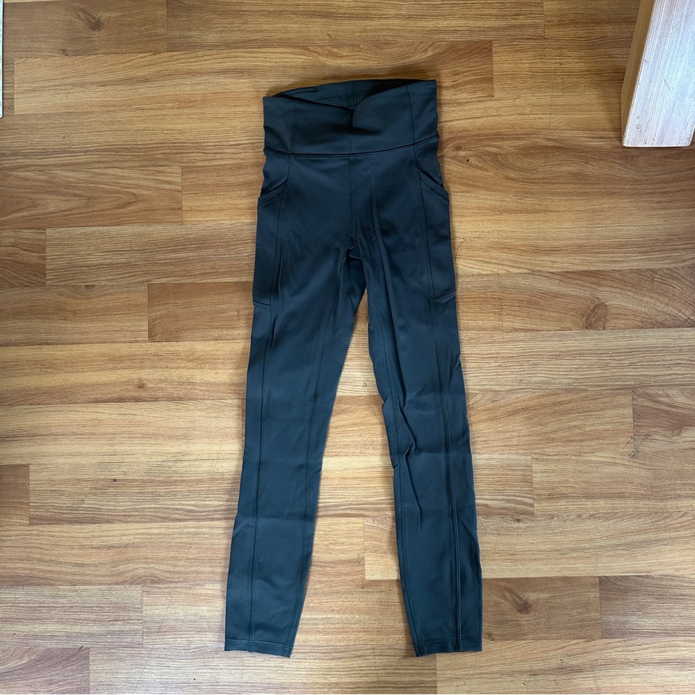 Wunder Train High-Rise Tight with Pockets 25" size 2